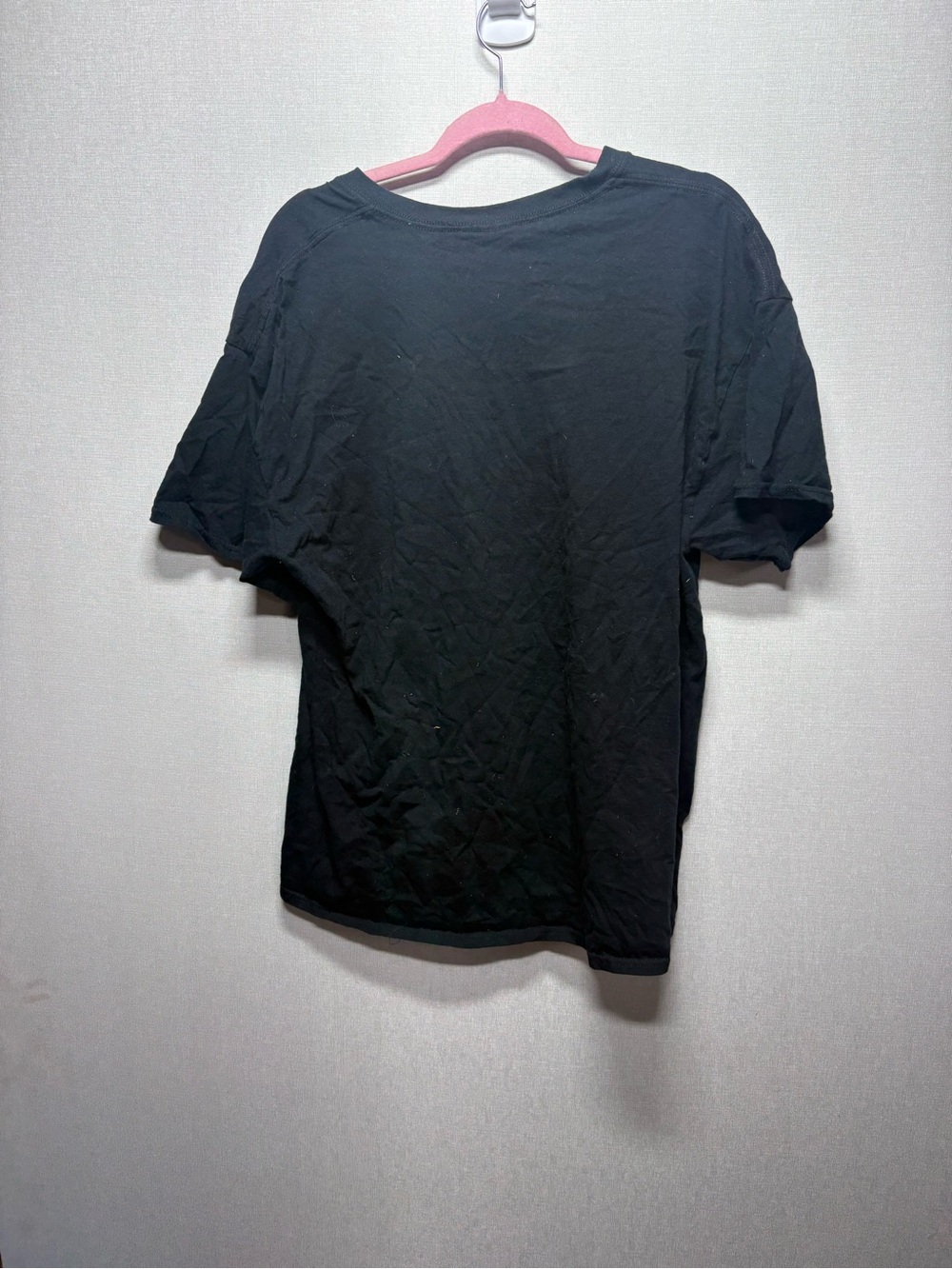 Gildan Black Graphic Tee with White 'Matchbox 20’ Logo official concert tee - Picture 4 of 4
